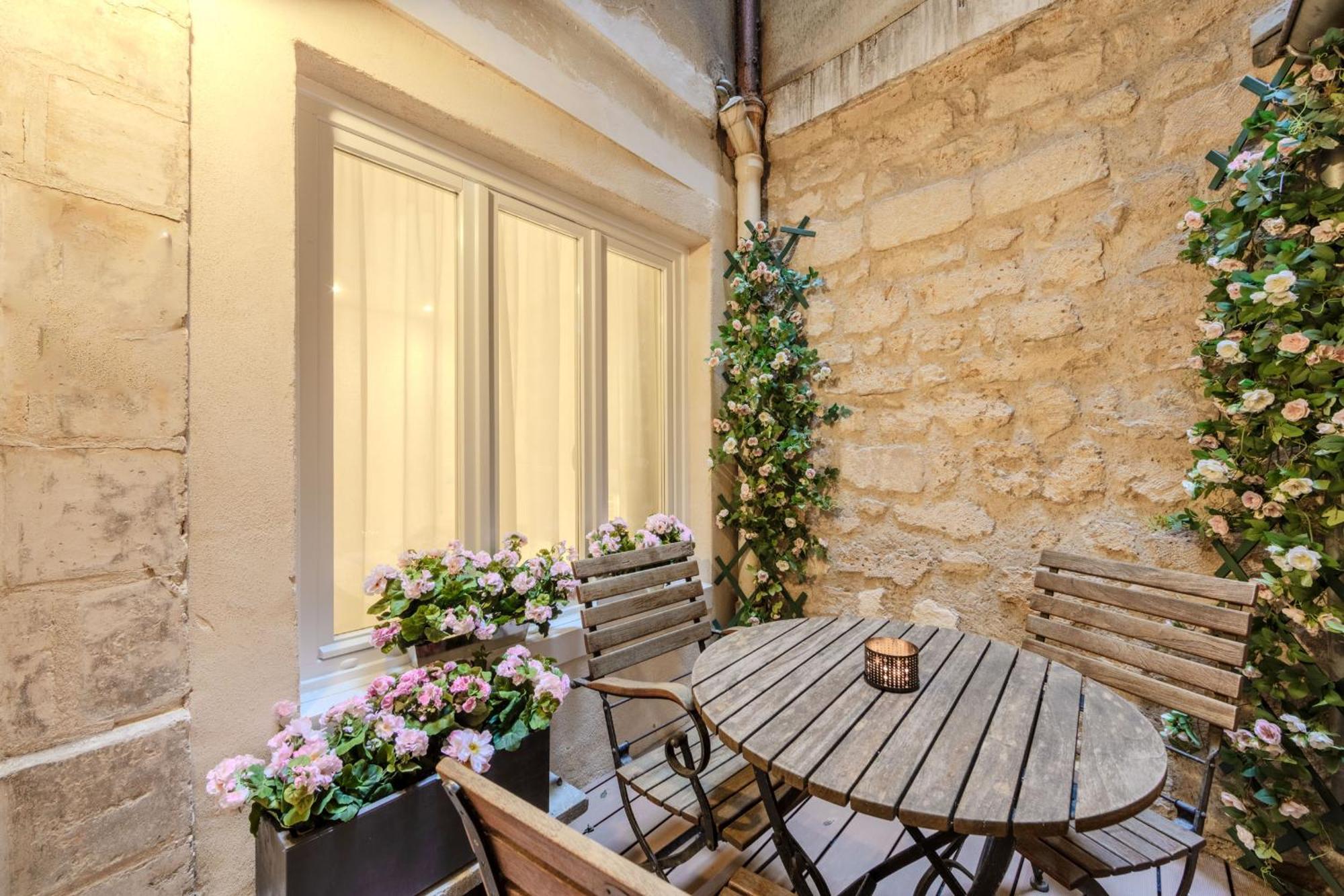 Jardin Saint Honore Apartments Paris Rom bilde